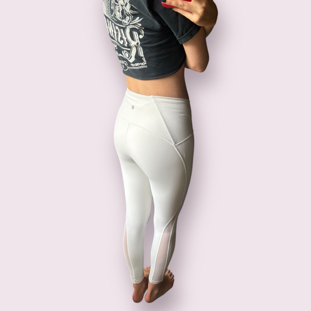 Lululemon yoga pants size 2